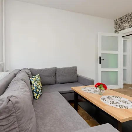 Bright Wola 2 Km To Old Town Square By Renters * 바르샤바